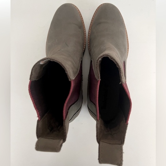 Timberland Courmayeur Valley Chelsea Boots in Olive Nubuck, Size 11 - Picture 10 of 14